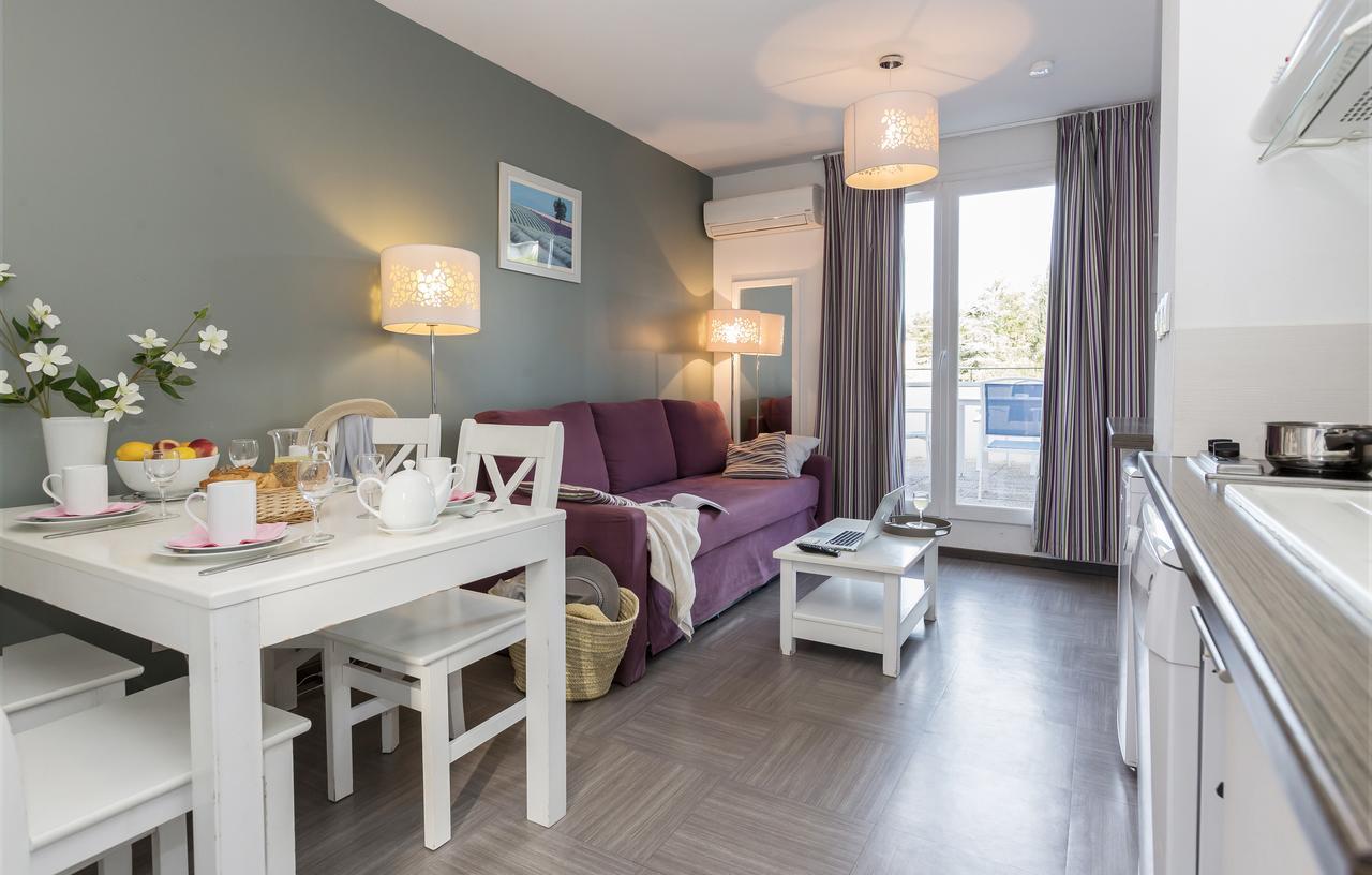 Residence Odalys Cote Provence Greoux-les-Bains Exterior photo